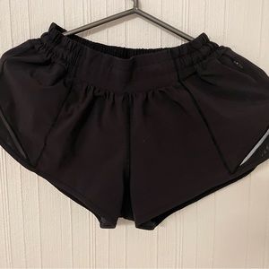 lululemon hotty hot short